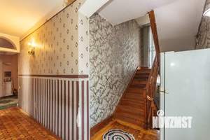 Дом 262м², 3-этажный, участок 3 сот.