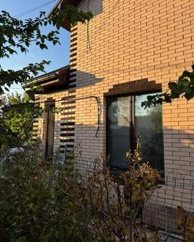 Дом 201м², 3-этажный, участок 6 сот.