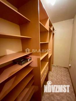 Дом 281м², 2-этажный, участок 4 сот.