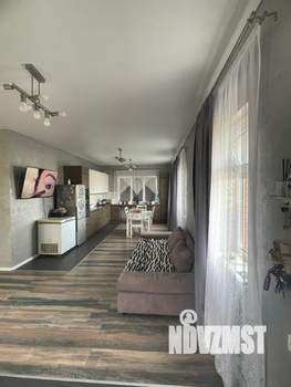 Дом 231м², 2-этажный, участок 5 сот.