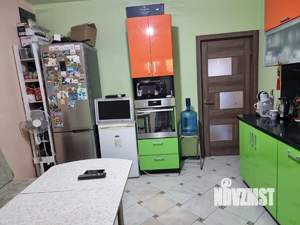 Дом 100м², 2-этажный, участок 3 сот.