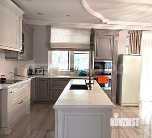 Дом 185м², 3-этажный, участок 4 сот.