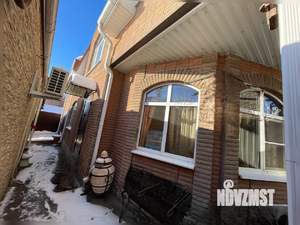 Дом 236м², 2-этажный, участок 4 сот.