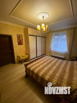 Дом 280м², 2-этажный, участок 3 сот.