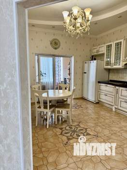 Дом 180м², 2-этажный, участок 3 сот.