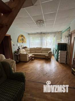 Дом 258м², 3-этажный, участок 6 сот.