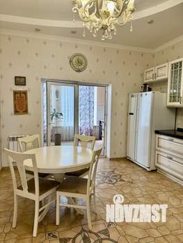 Дом 180м², 2-этажный, участок 3 сот.