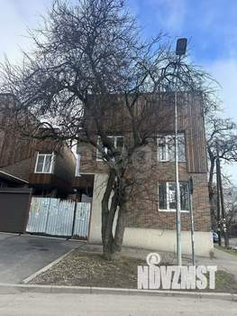 Дом 121м², 2-этажный, участок 1 сот.