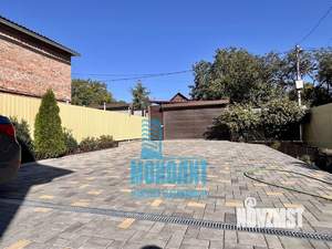 Дом 100м², 2-этажный, участок 3 сот.