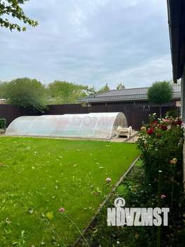 Дом 292м², 3-этажный, участок 8 сот.