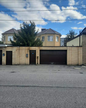 Дом 148м², 2-этажный, участок 3 сот.