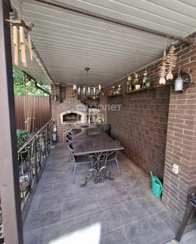 Дом 268м², 2-этажный, участок 3 сот.