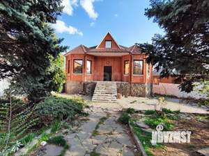 Дом 517м², 3-этажный, участок 13 сот.