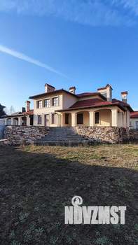 Дом 830м², 3-этажный, участок 22 сот.