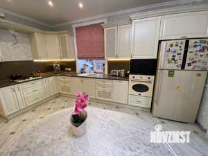 Дом 290м², 3-этажный, участок 5 сот.