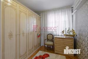 Дом 212м², 2-этажный, участок 5 сот.