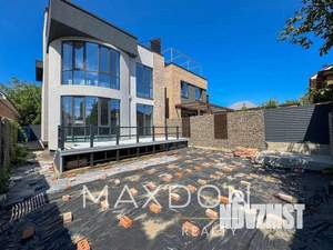 Дом 340м², 2-этажный, участок 3 сот.