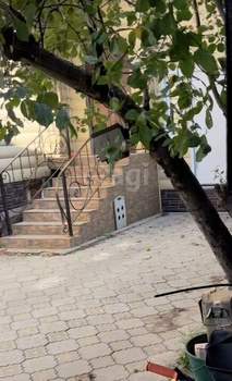 Дом 550м², 3-этажный, участок 5 сот.