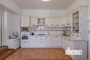 Дом 212м², 2-этажный, участок 5 сот.