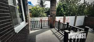 Дом 248м², 2-этажный, участок 3 сот.