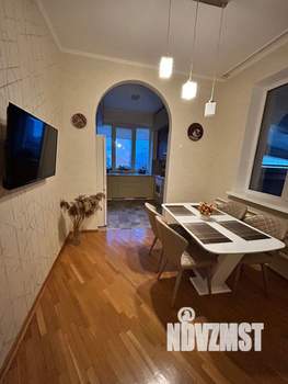 Дом 287м², 2-этажный, участок 8 сот.