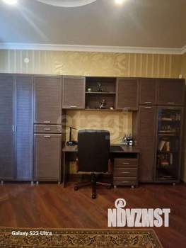 Дом 310м², 3-этажный, участок 3 сот.