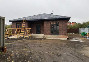 Дом 180м², 1-этажный, участок 7 сот.