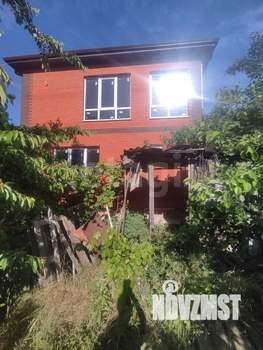 Дом 200м², 2-этажный, участок 5 сот.