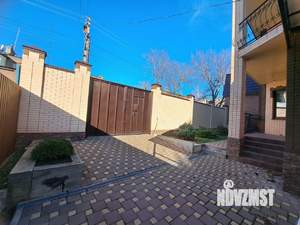 Дом 300м², 4-этажный, участок 4 сот.