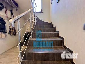 Дом 100м², 2-этажный, участок 3 сот.