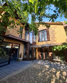 Дом 217м², 2-этажный, участок 3 сот.