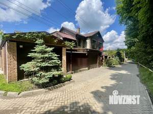 Дом 322м², 3-этажный, участок 4 сот.