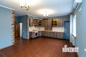 Дом 80м², 2-этажный, участок 3 сот.