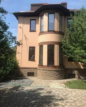 Дом 212м², 2-этажный, участок 4 сот.