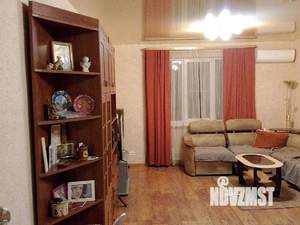 Дом 148м², 3-этажный, участок 3 сот.