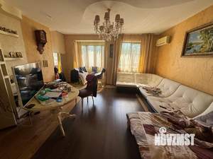 Дом 210м², 3-этажный, участок 3 сот.