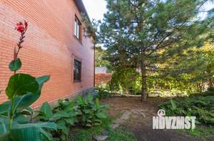 Дом 226м², 2-этажный, участок 7 сот.