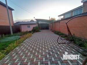 Дом 140м², 2-этажный, участок 6 сот.