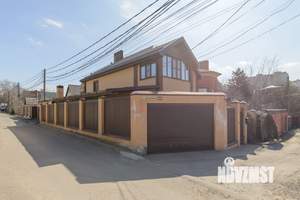 Дом 285м², 2-этажный, участок 3 сот.