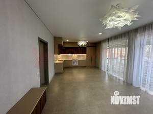 Дом 130м², 1-этажный, участок 6 сот.