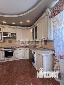 Дом 215м², 2-этажный, участок 3 сот.