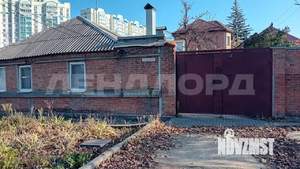 Дом 60м², 2-этажный, участок 3 сот.