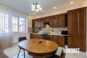 Дом 180м², 2-этажный, участок 6 сот.