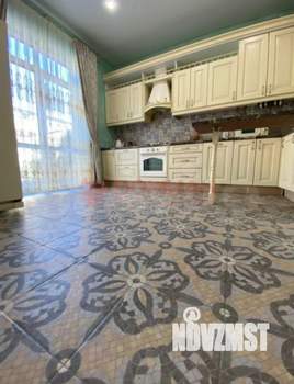 Дом 107м², 2-этажный, участок 4 сот.