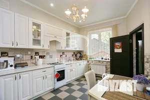 Дом 130м², 2-этажный, участок 3 сот.