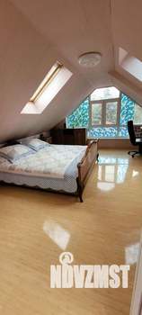 Дом 212м², 2-этажный, участок 6 сот.