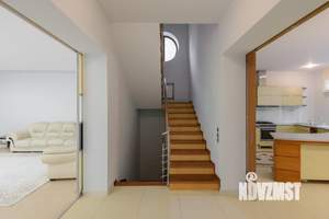 Дом 478м², 2-этажный, участок 5 сот.