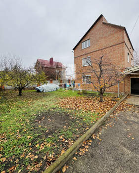 Дом 350м², 2-этажный, участок 7 сот.