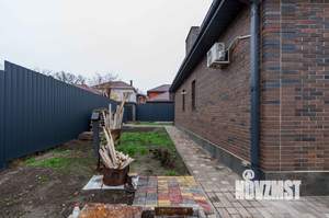 Дом 180м², 1-этажный, участок 6 сот.