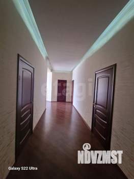 Дом 310м², 3-этажный, участок 3 сот.